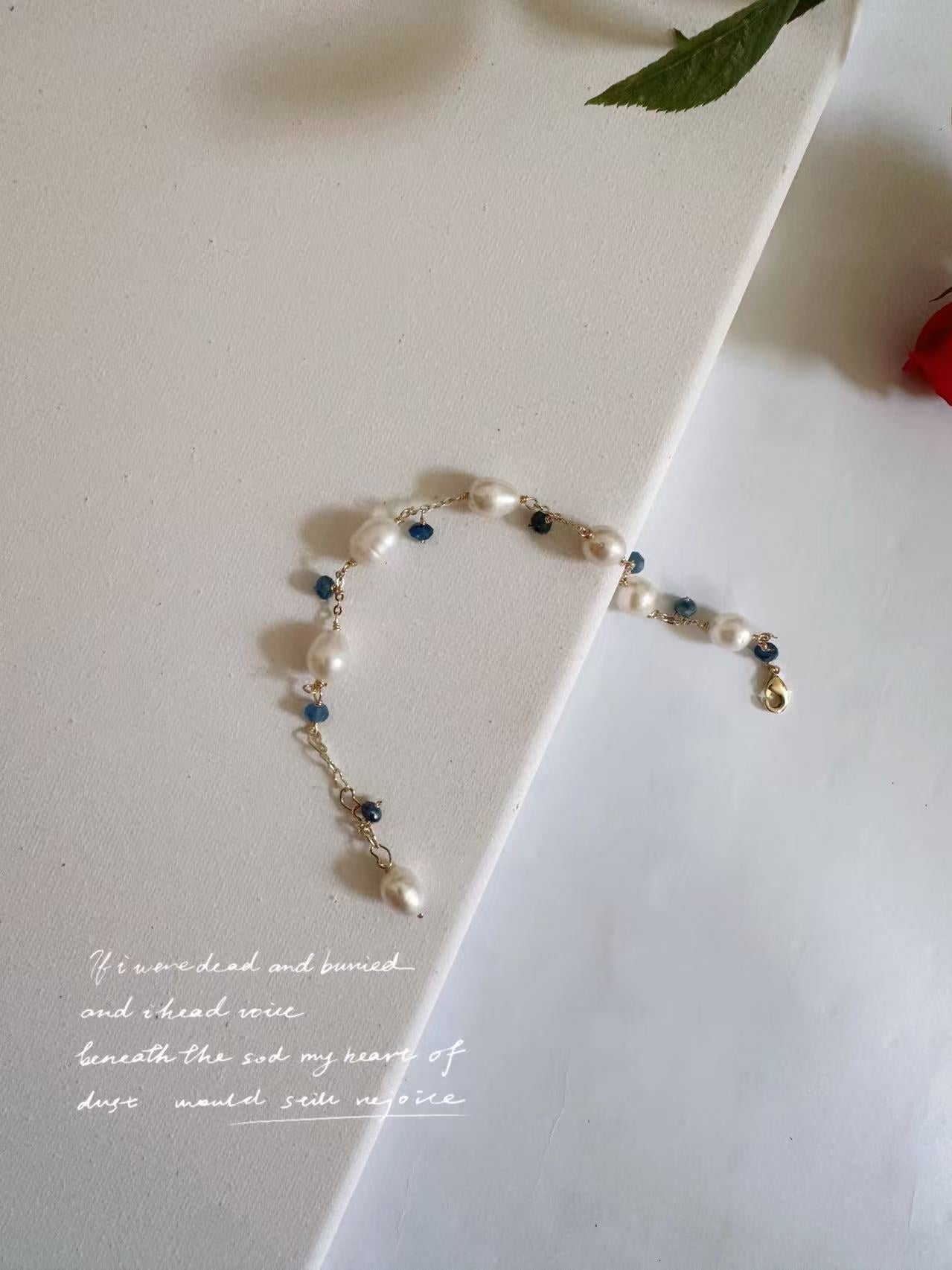 Elegantes Armband aus Süßwasserperlen - SETL