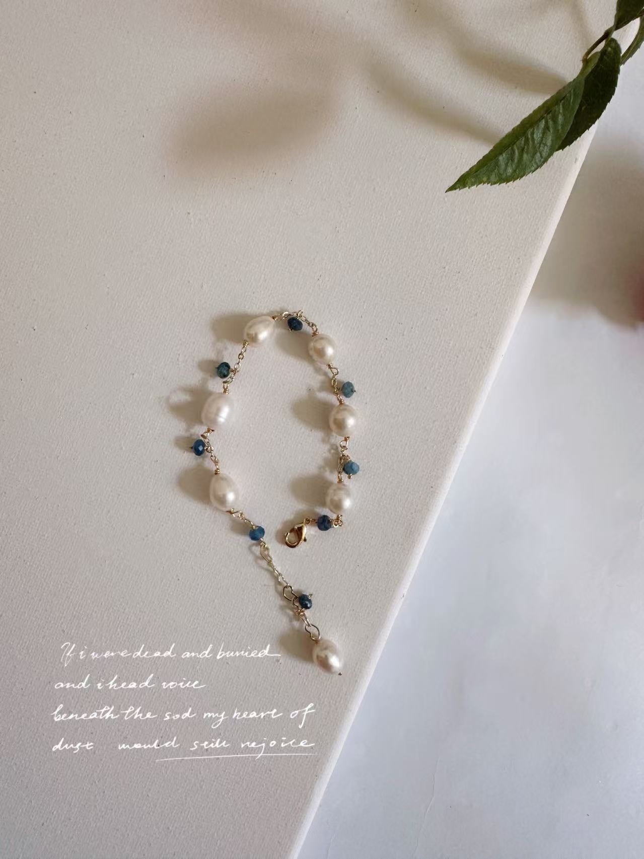 Elegantes Armband aus Süßwasserperlen - SETL